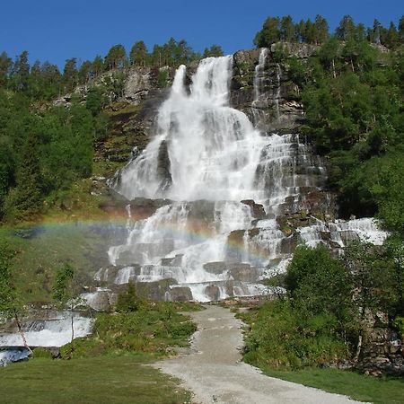 Tvinde Camping Hotel Skulestadmo Kültér fotó