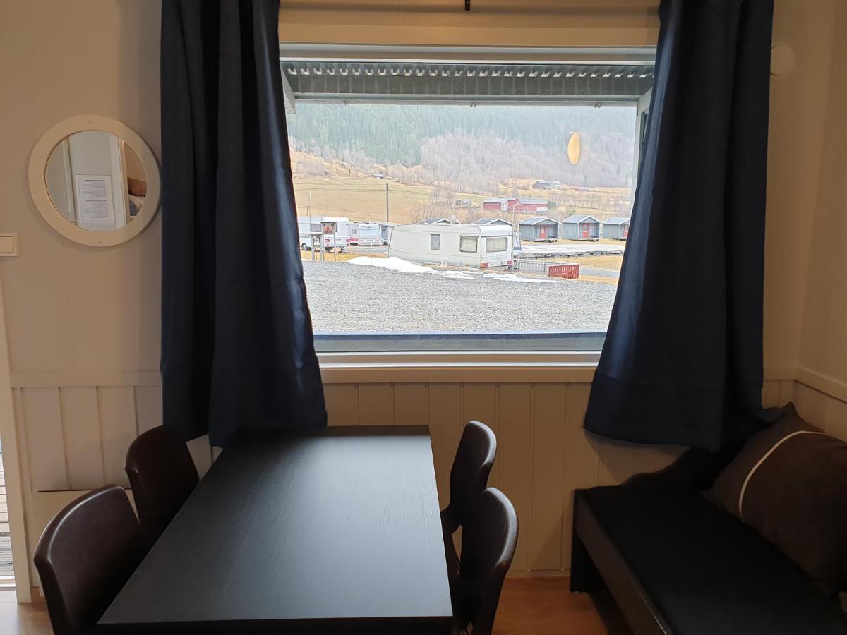 Tvinde Camping Hotel Skulestadmo Kültér fotó