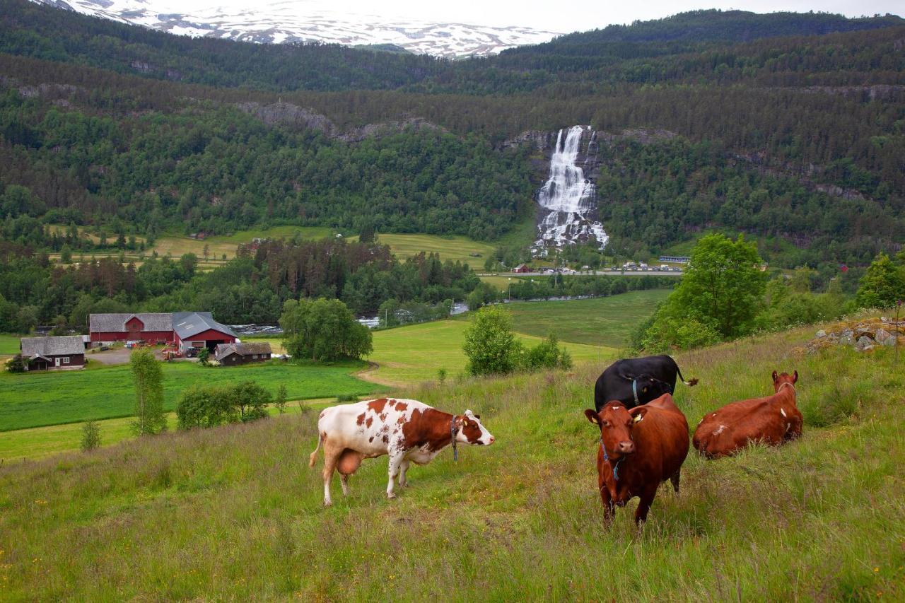 Tvinde Camping Hotel Skulestadmo Kültér fotó